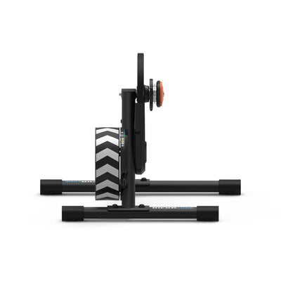WAHOO KICKR CORE WITH ZWIFT COG / CLICK V3