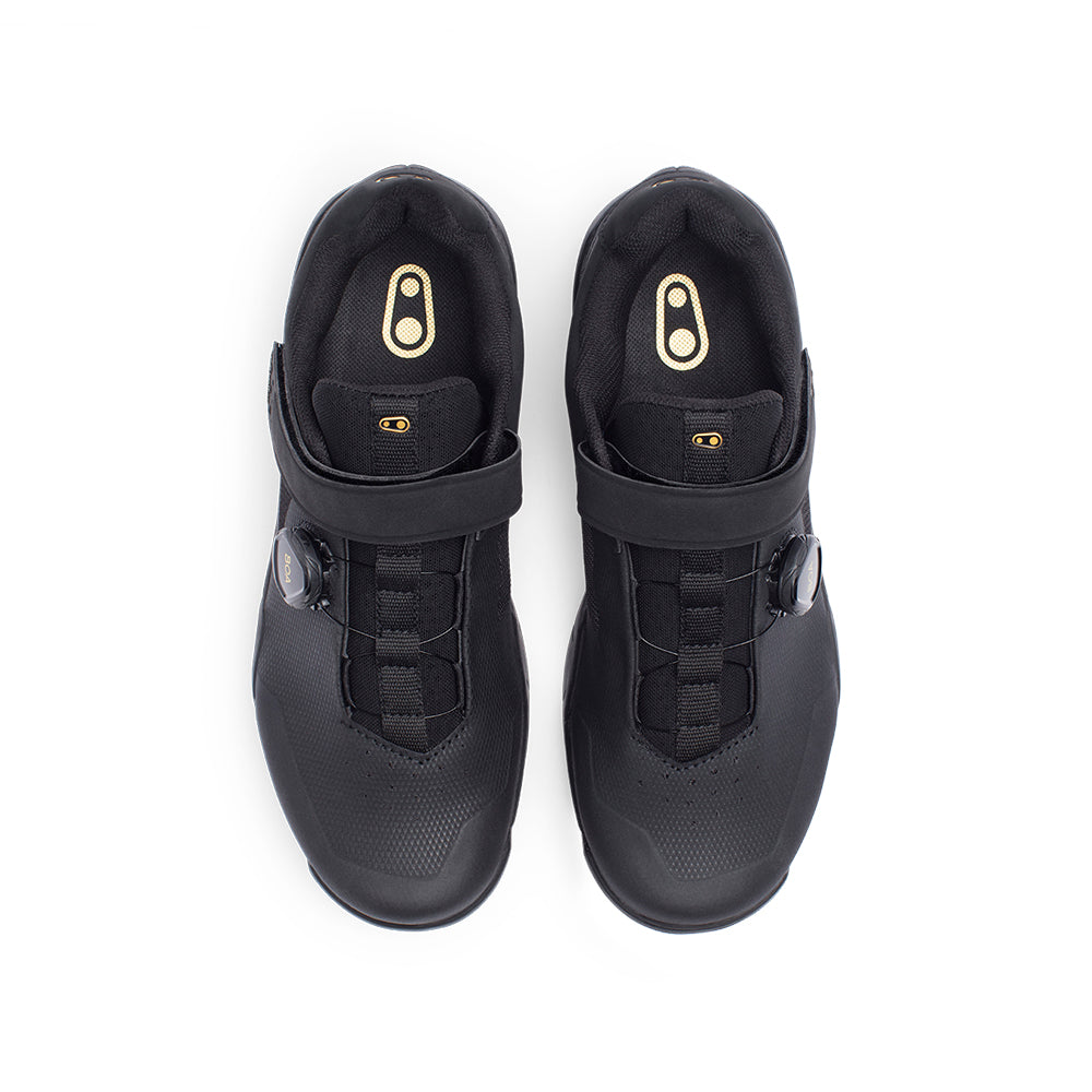 ZAPATOS MALLET E BOA NEG / ORO - SUELA NEG 8
