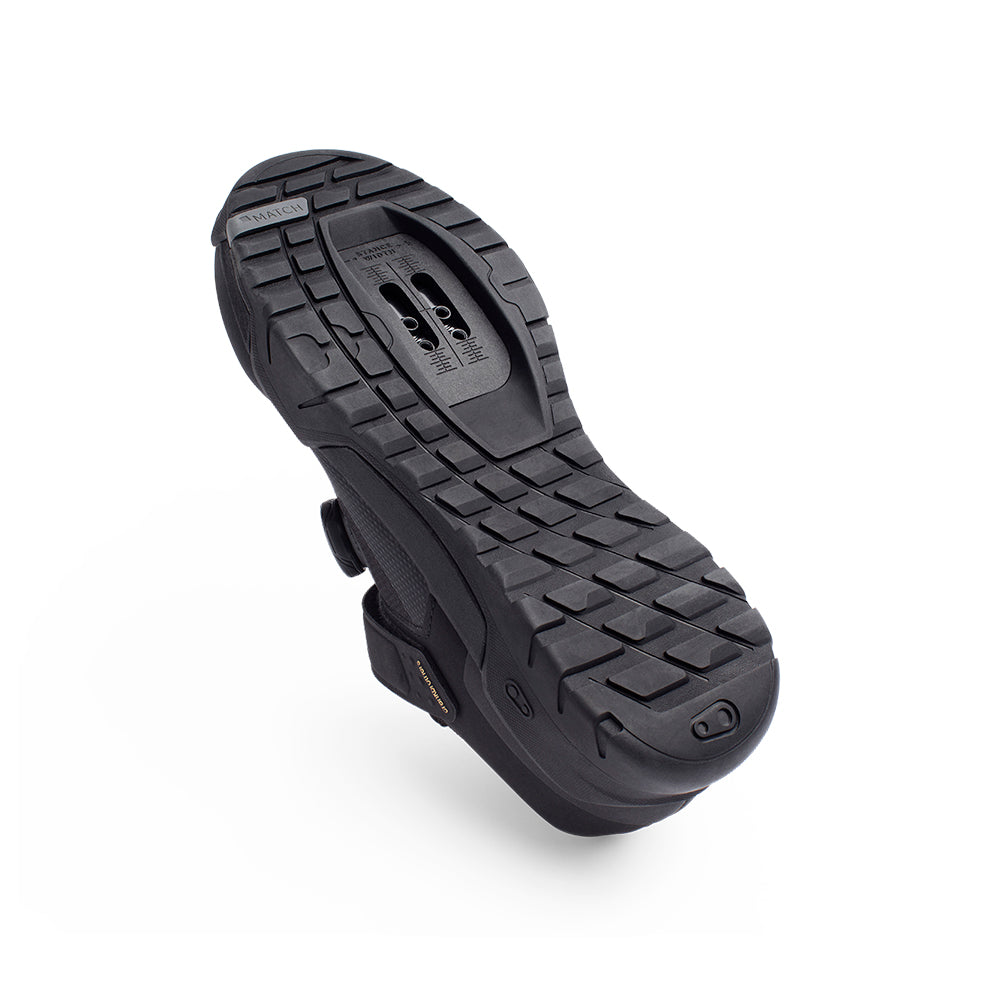 ZAPATOS MALLET E BOA NEG / ORO - SUELA NEG 9
