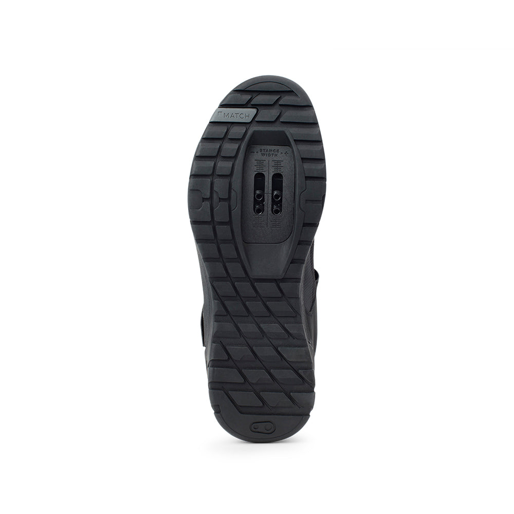 ZAPATOS MALLET E BOA NEG / ORO - SUELA NEG 9
