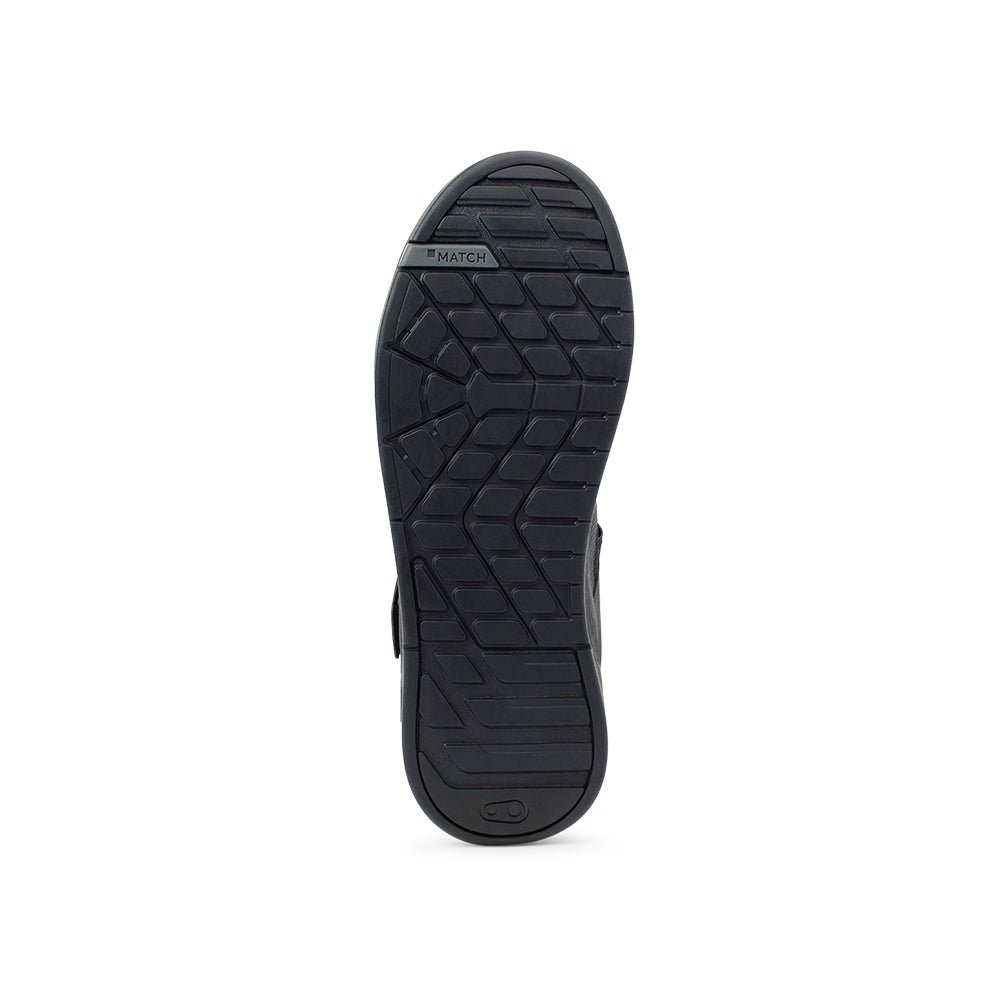 ZAPATOS STAMP BOA NEG / ORO - SUELA NEG 10